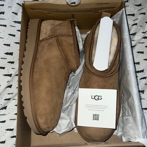 Ugg new in box ultra mini chestnut size 9